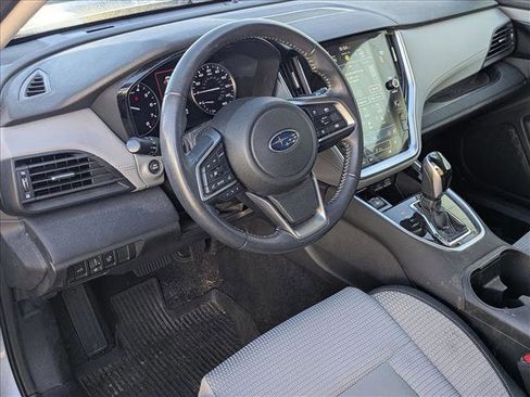Used 2023 Subaru Outback Premium image 9