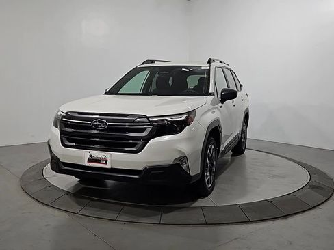 New 2026 Subaru Forester Premium AWD/4WD image 1