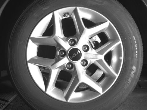 Used 2025 Kia Soul LX w/ LX Technology Package image 14