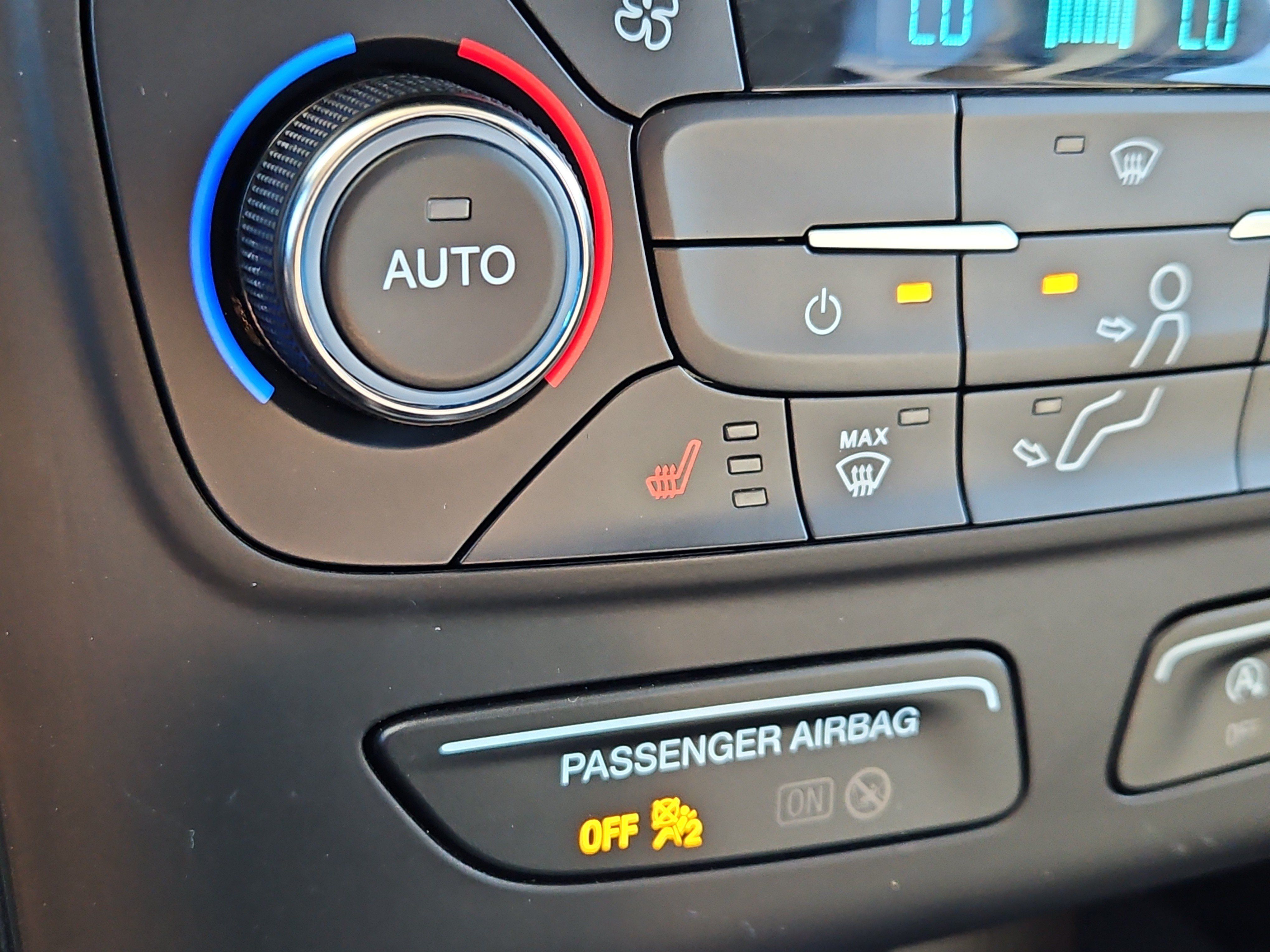 Used 2017 Ford Escape Titanium AWD/4WD image 13
