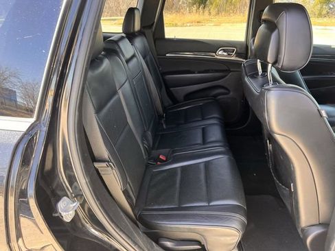 Used 2015 Jeep Grand Cherokee Overland image 29