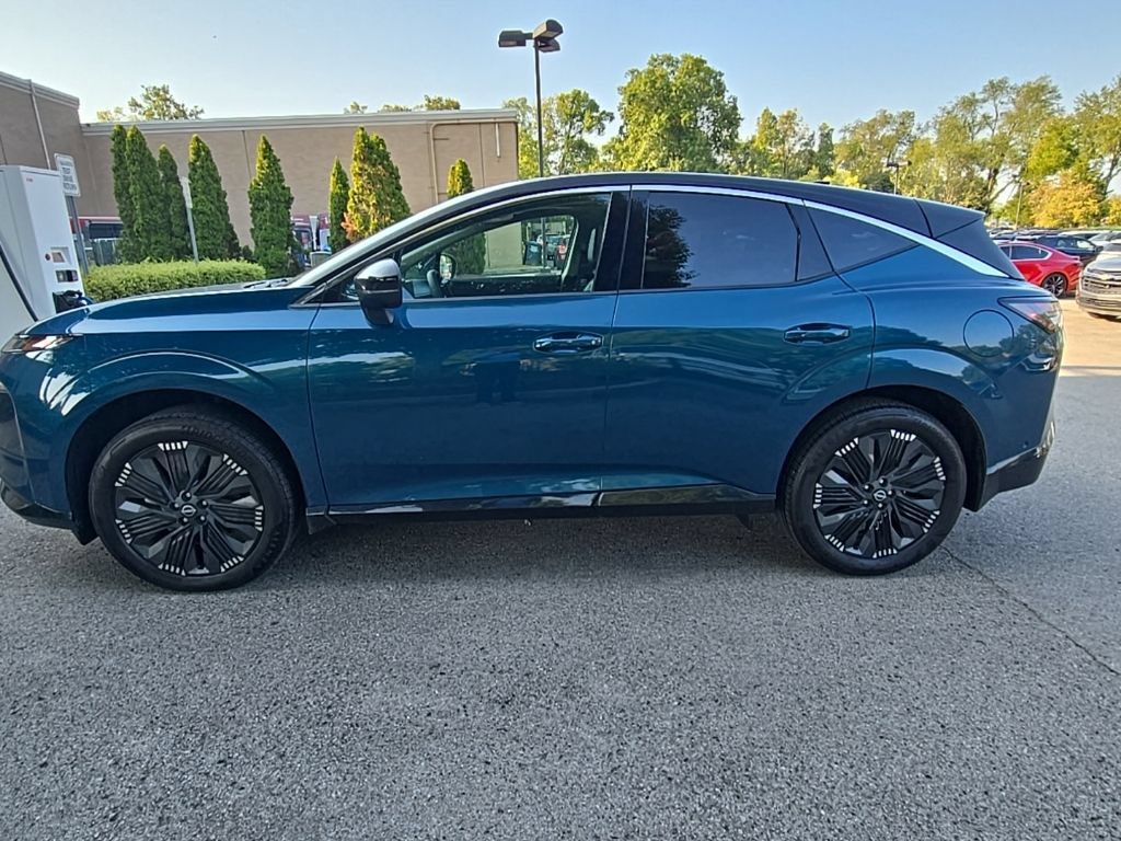 Used 2025 Nissan Murano Platinum w/ Cargo Package AWD/4WD image 5