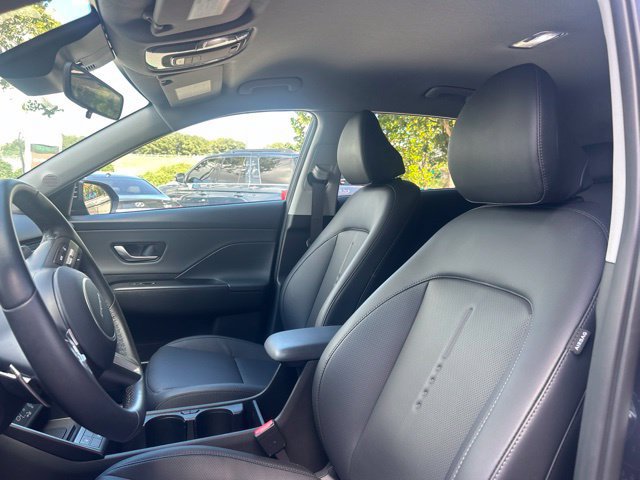 Used 2026 Hyundai Kona SEL Premium FWD image 12