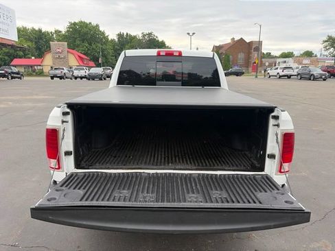 Used 2017 RAM 1500 Laramie AWD/4WD image 19