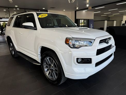 Used 2022 Toyota 4Runner TRD Sport AWD/4WD image 3