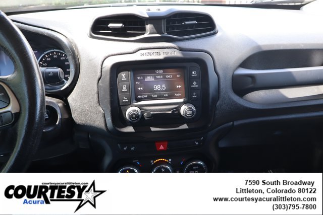 Used 2015 Jeep Renegade Limited AWD/4WD image 16