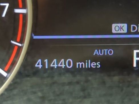 Used 2024 Nissan Rogue SV image 13