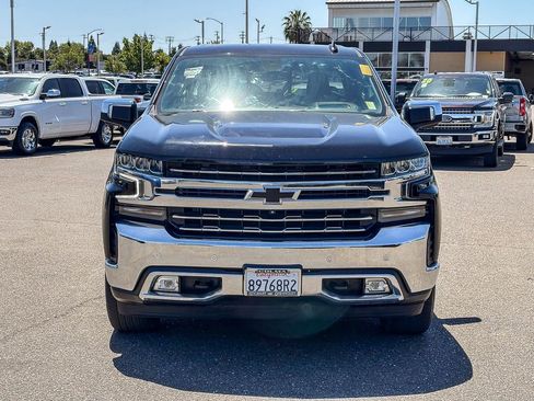Used 2019 Chevrolet Silverado 1500 LTZ w/ Technology Package AWD/4WD image 6