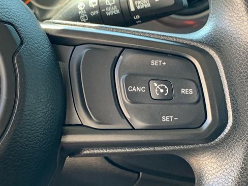 Used 2021 Jeep Wrangler Unlimited Sport image 28