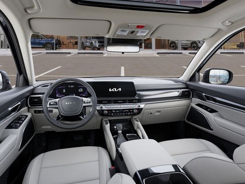 New 2025 Kia Telluride S image 14
