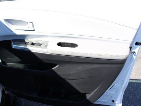 Used 2026 Toyota Sienna LE FWD image 22