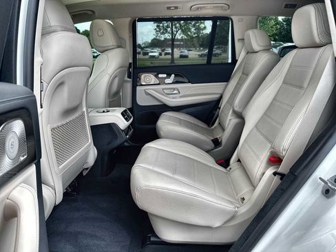 New 2026 Mercedes-Benz GLS 450 4MATIC image 4