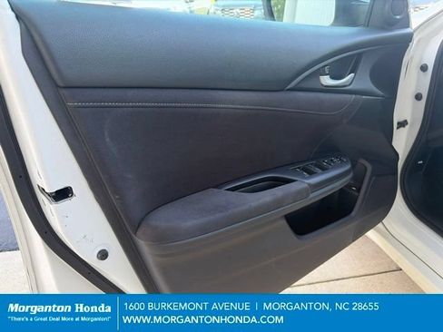 Used 2019 Honda Insight LX image 12