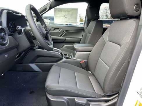 New 2026 Chevrolet Colorado W/T image 21