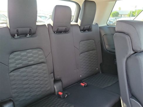 New 2025 Nissan Pathfinder SV w/ Black Appearance Package image 21