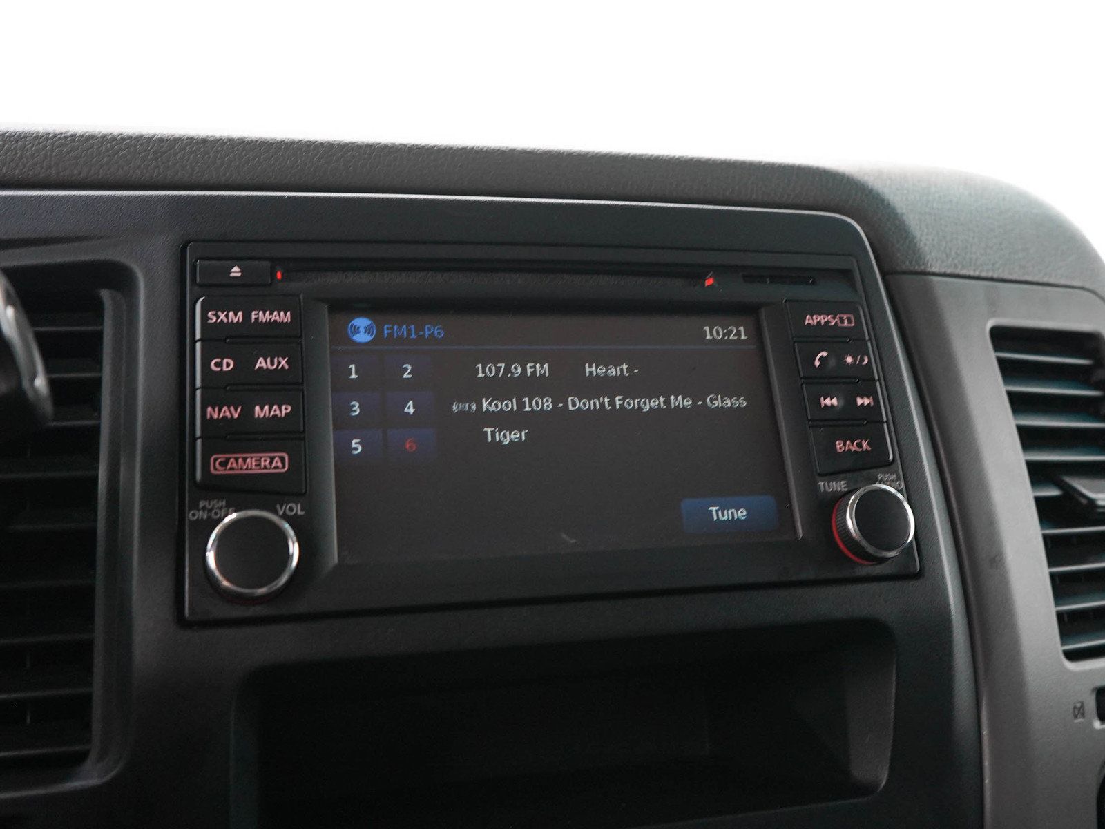 Used 2018 Nissan NV 2500 SV w/ Navigation Package RWD image 18