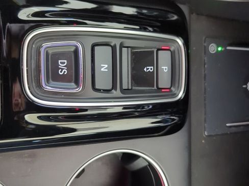 Used 2025 Honda Pilot Black Edition image 26