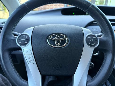 Used 2010 Toyota Prius Four FWD image 13