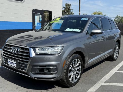 Used 2018 Audi Q7 3.0T Prestige AWD/4WD image 3