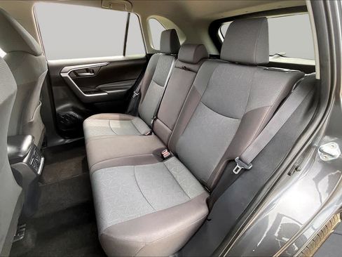 Used 2025 Toyota RAV4 XLE FWD image 19