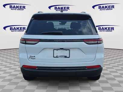 New 2025 Jeep Grand Cherokee Altitude