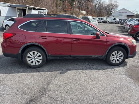 Used 2015 Subaru Outback 2.5i Premium image 15