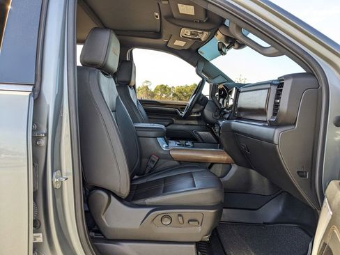 Used 2024 Chevrolet Silverado 2500 High Country w/ Technology Package image 59