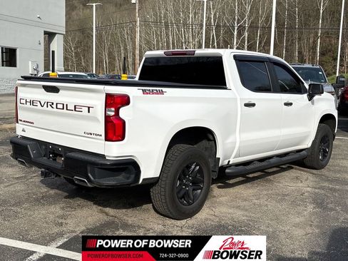Used 2019 Chevrolet Silverado 1500 Custom Trail Boss w/ Custom Convenience Package AWD/4WD image 5