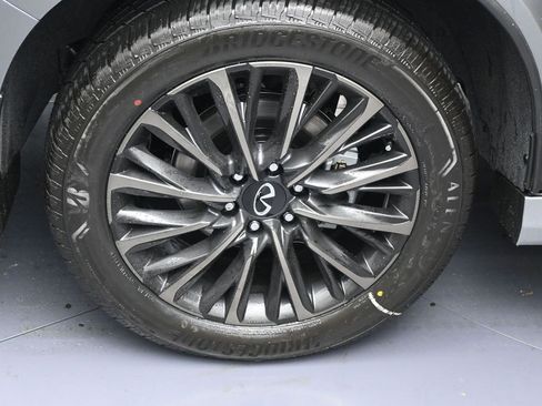 New 2026 INFINITI QX80 Autograph image 5