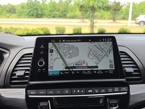 Used 2025 Honda Odyssey Elite image 23
