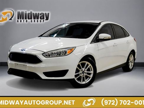 Used 2017 Ford Focus SE image 1