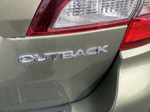 Used 2019 Subaru Outback 2.5i Limited image 26