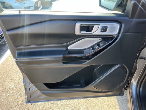 Used 2023 Ford Explorer ST w/ Equipment Group 401A image 21