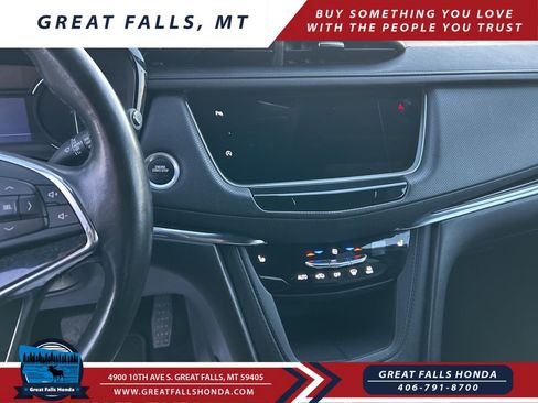 Used 2021 Cadillac XT5 Premium Luxury image 16