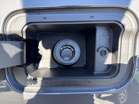 New 2025 Jeep Grand Cherokee L Summit image 39