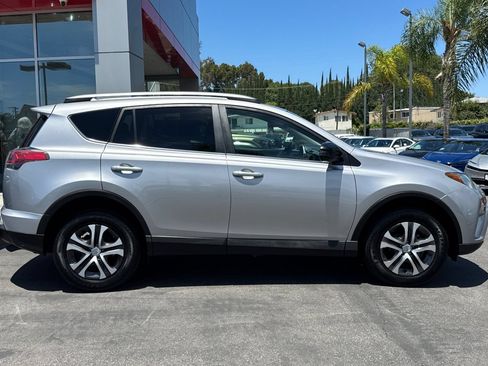 Certified 2017 Toyota RAV4 LE w/ Carpet Mat Package FWD image 4