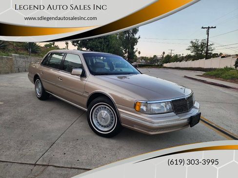 Used 1988 Lincoln Continental Signature image 1