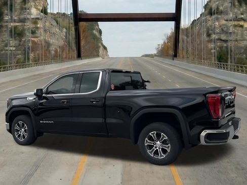 New 2026 GMC Sierra 1500 SLE w/ Preferred Package RWD image 7