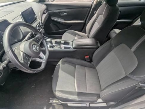 Used 2021 Nissan Sentra SV FWD image 16