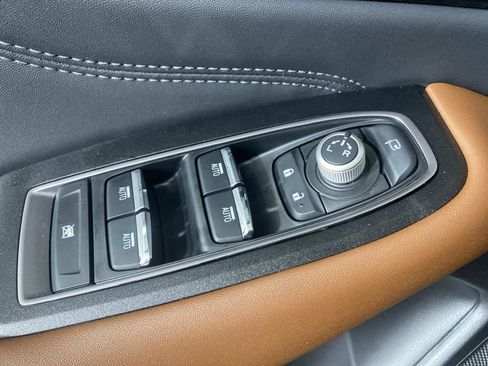 Certified 2025 Subaru Outback Touring XT image 23