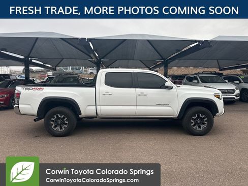 Used 2023 Toyota Tacoma TRD Off-Road image 9