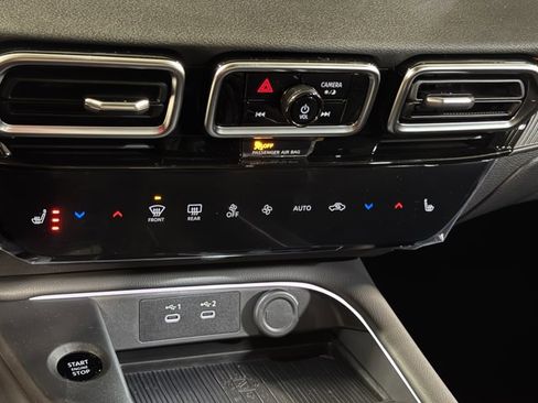 New 2026 Nissan Sentra SR w/ SR Premium Package image 20