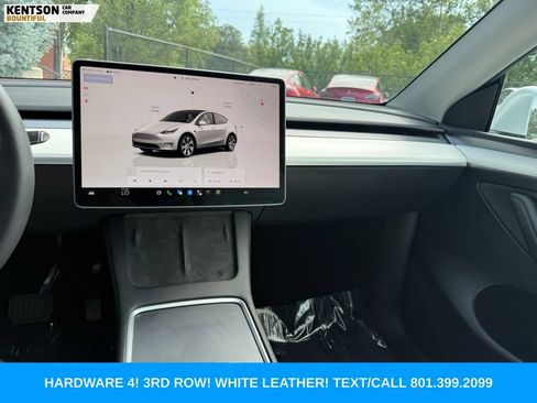 Used 2023 Tesla Model Y Long Range AWD/4WD image 17