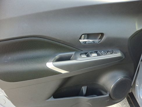 Used 2023 Nissan Kicks SV w/ Exterior Package image 12