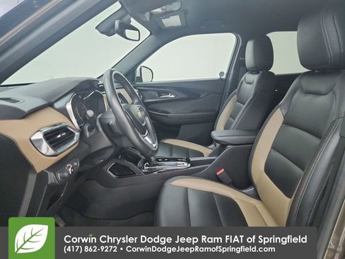 Used 2021 Chevrolet TrailBlazer ACTIV w/ Technology Package FWD image 18
