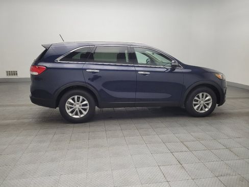 Used 2017 Kia Sorento LX FWD image 10