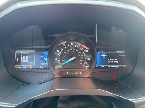 Used 2022 Ford Edge ST-Line image 11