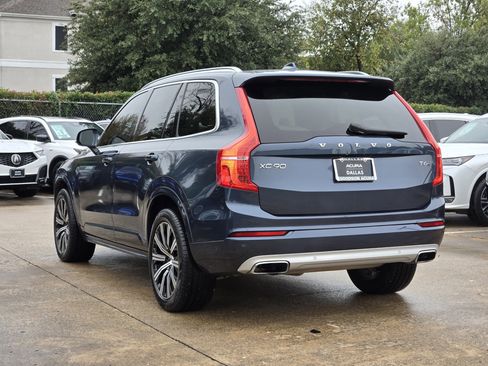 Used 2020 Volvo XC90 T6 Momentum image 8