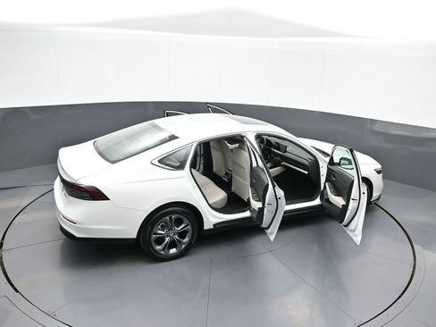 Certified 2024 Honda Accord EX-L image 44