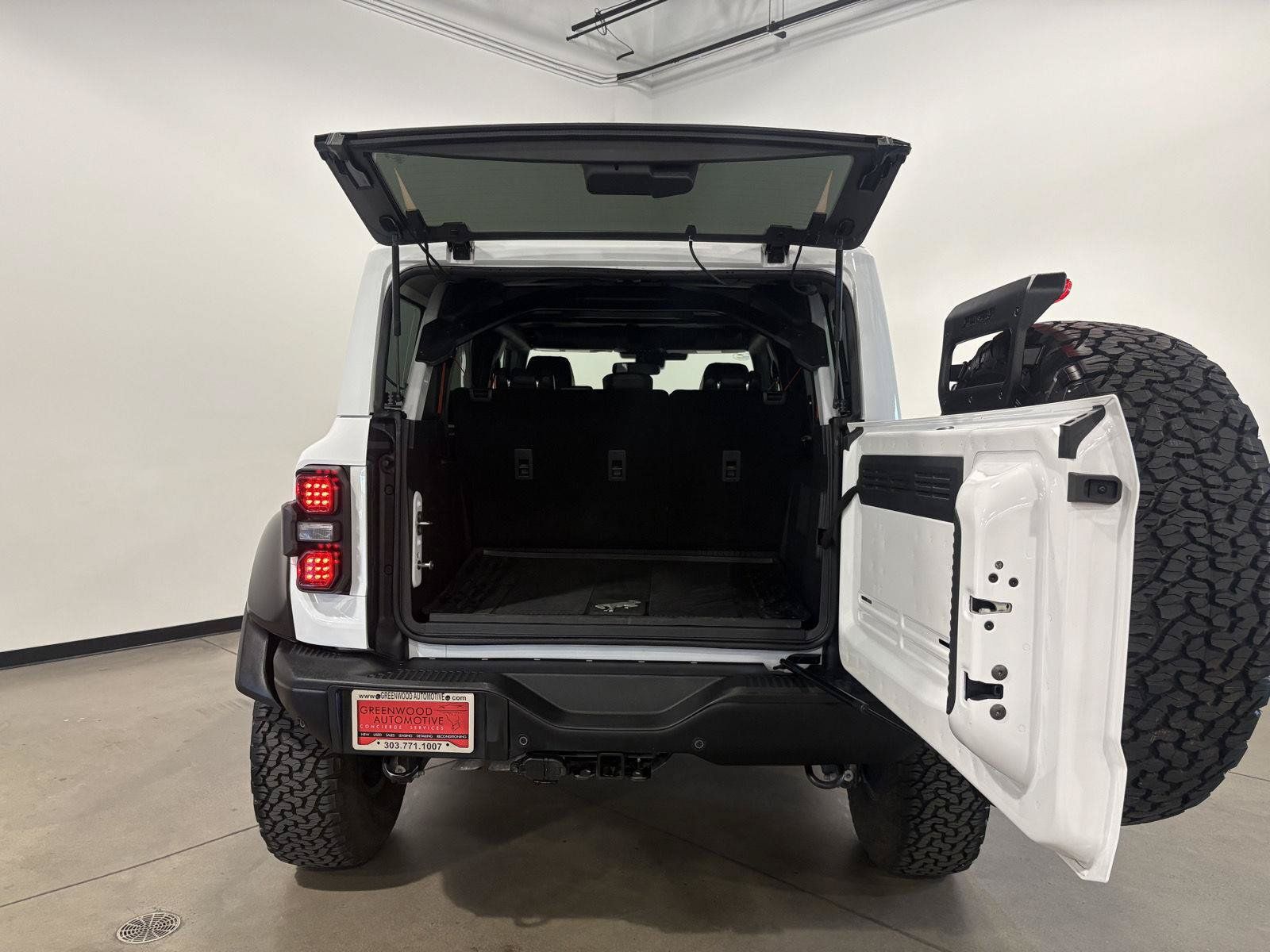 Used 2025 Ford Bronco Raptor w/ Interior Carbon Fiber Pack AWD/4WD image 49